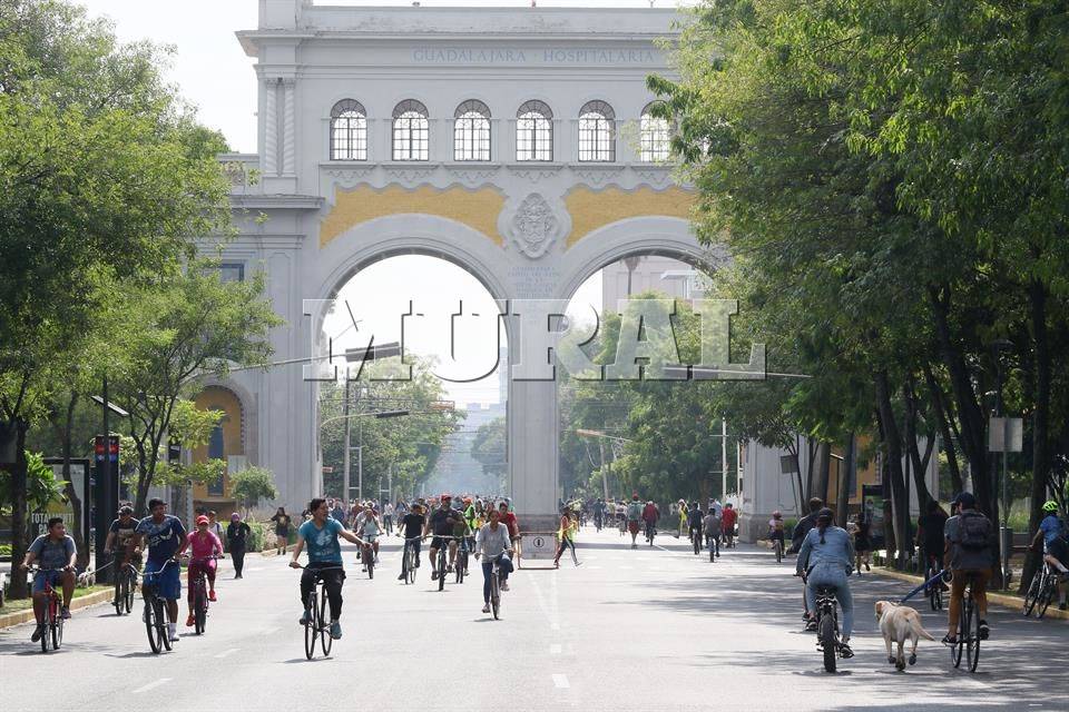 En GDL abren antros, no la Vía RecreActiva