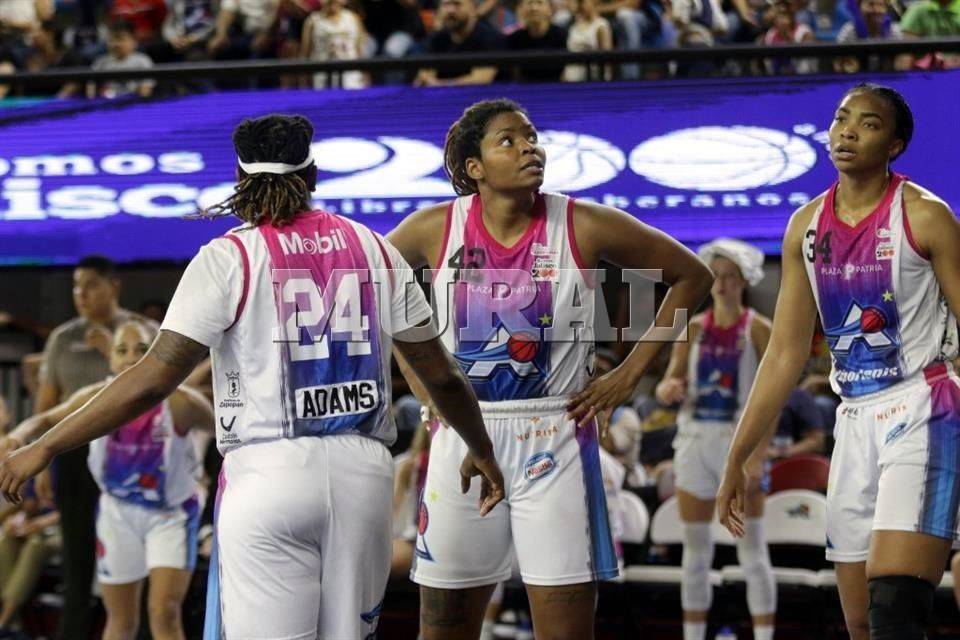 Astros femenil, contra la pared